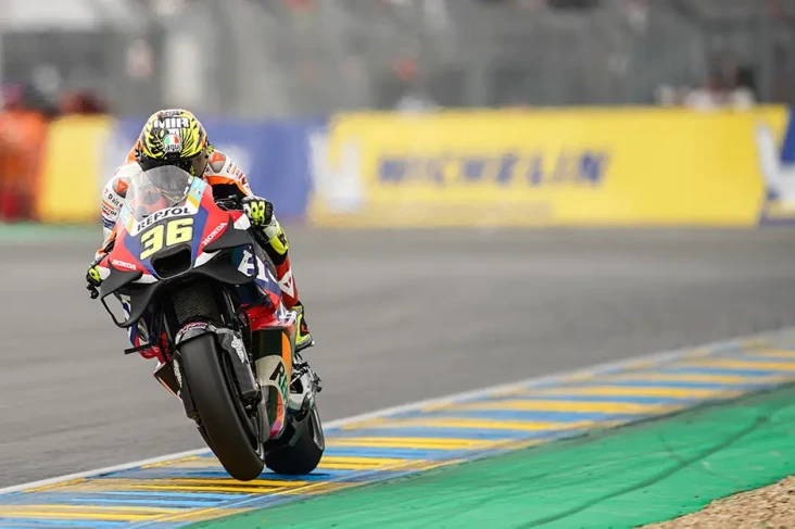 Honda Ditinggal Marc...