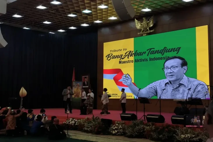 Tribute to Akbar Tandjung,...
