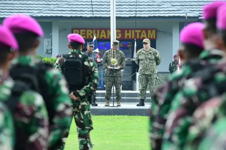 Pangkoarmada I Tutup...