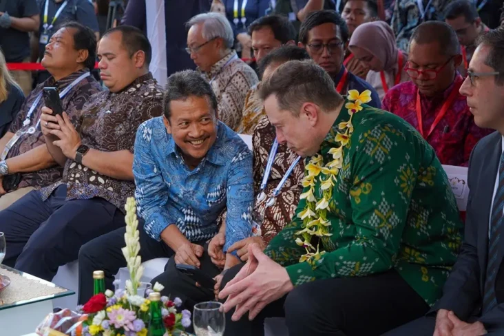Menteri Trenggono Ajak...
