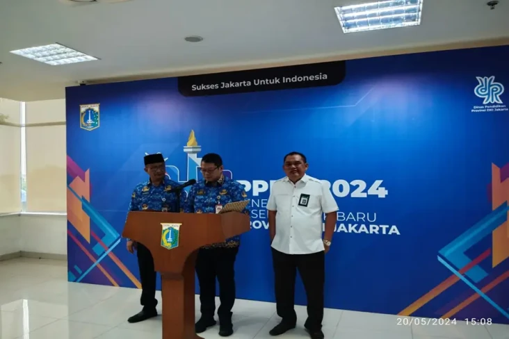 NIK Dinonaktifkan, Warga...
