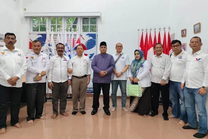 Maju Pilkada 2024, M...