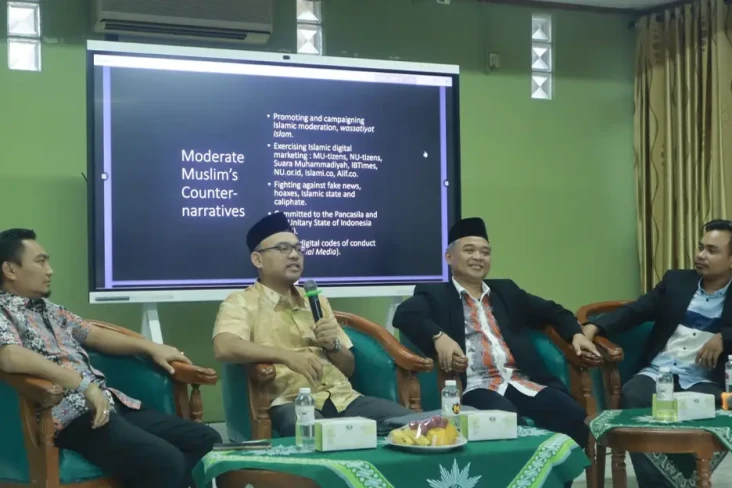 Seminar ITB Ahmad Dahlan...