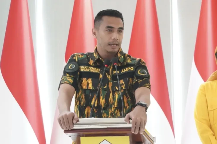 Qodari Bilang Golkar...