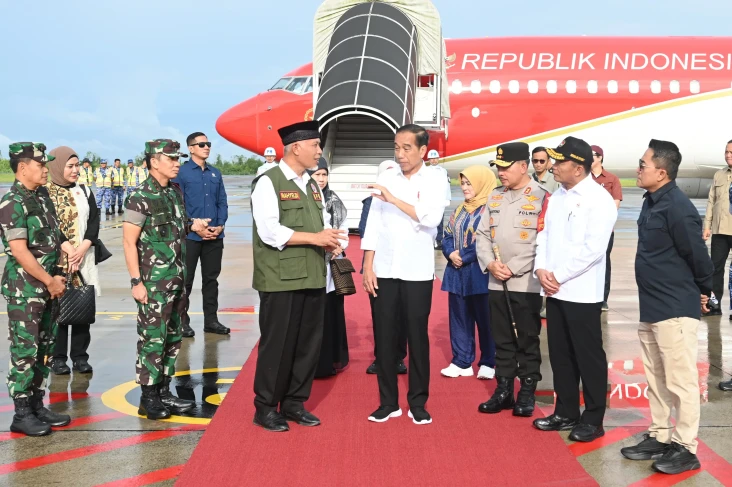 Tiba di Sumbar, Presiden...