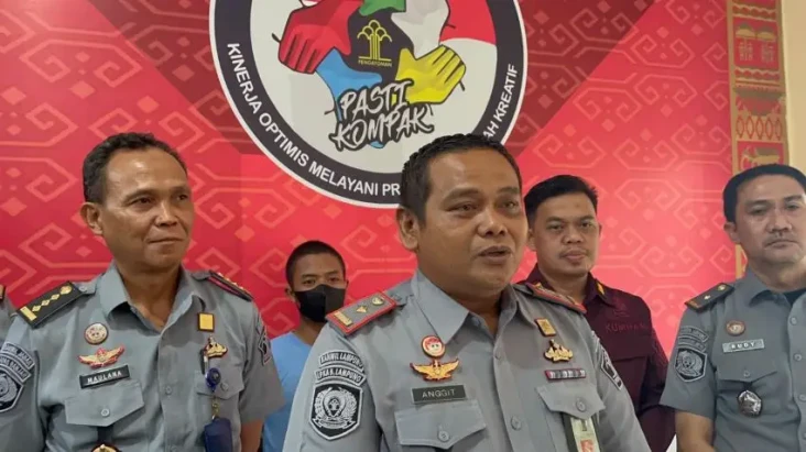 Napi yang Kabur dari...