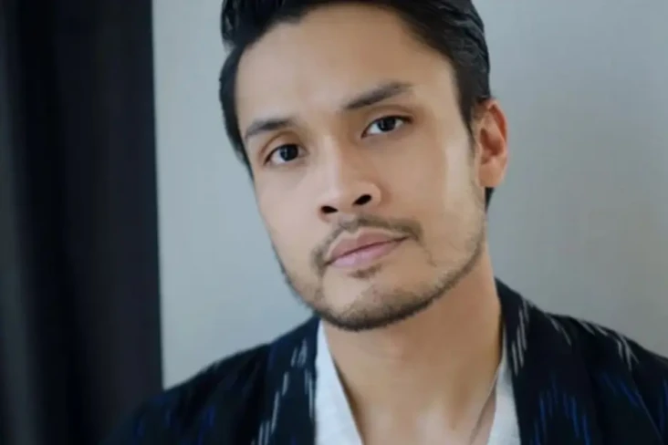 Sesal Randy Pangalila...