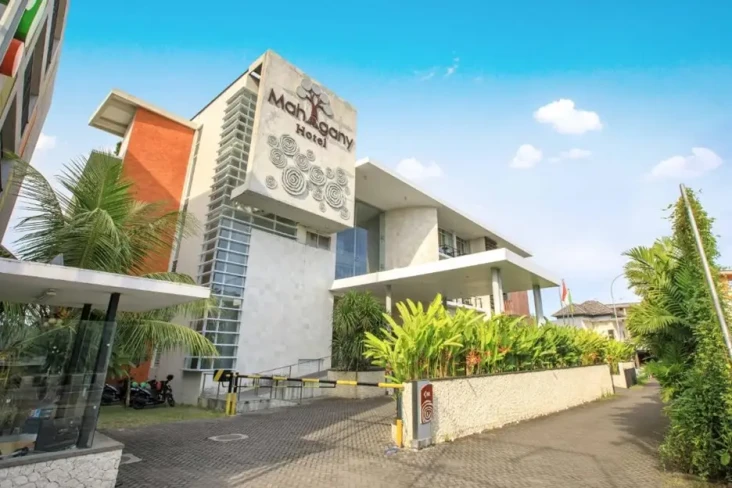 5 Rekomendasi Hotel...