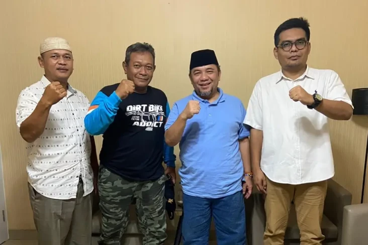 Dorong Koalisi PKS-Golkar,...