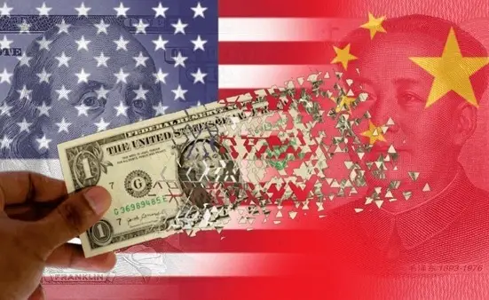 China Diam-diam Timbun...