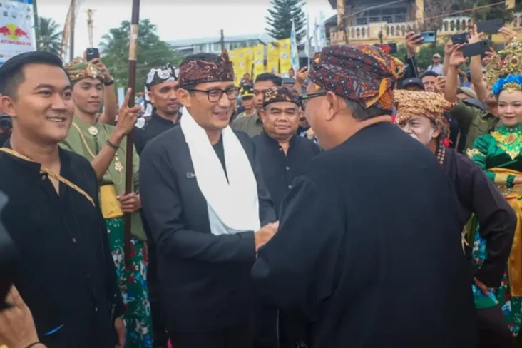 Sandiaga Uno Hadiri...