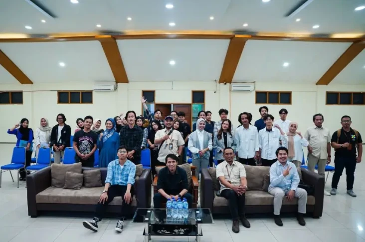 Gelar Diskusi Publik,...