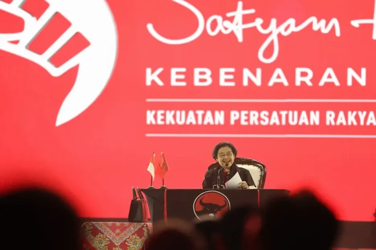 Di Rakernas V PDIP,...