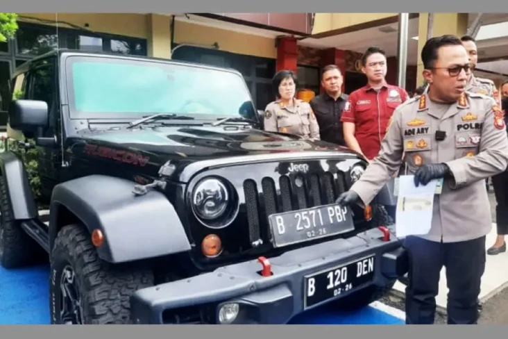 Jeep Rubicon Mario Dandy...