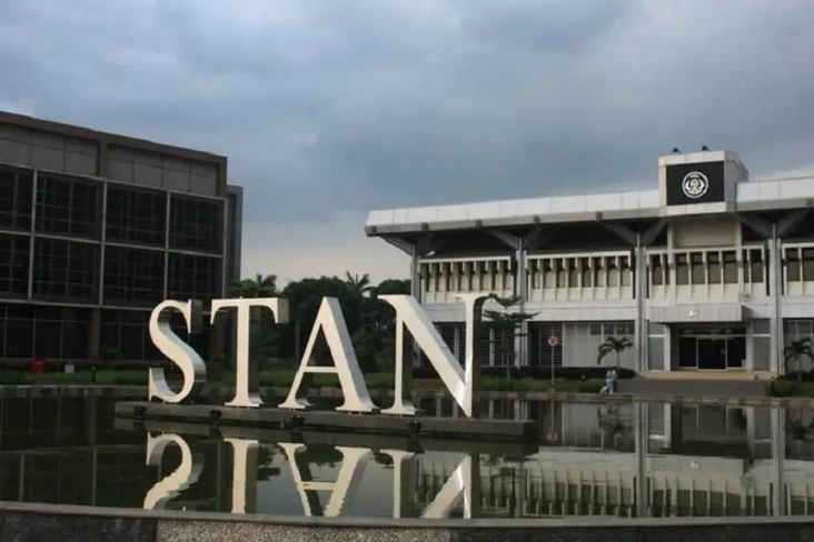 Perbedaan Jalur Reguler...