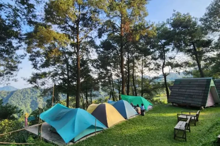 12 Rekomendasi Glamping...