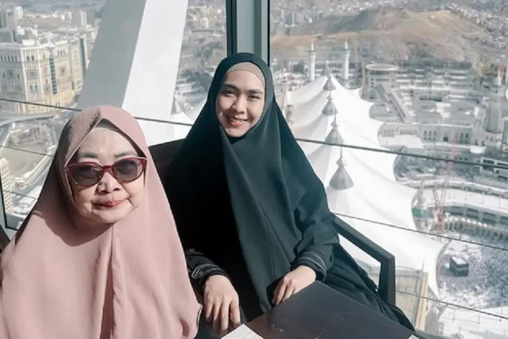 Oki Setiana Dewi Trauma...