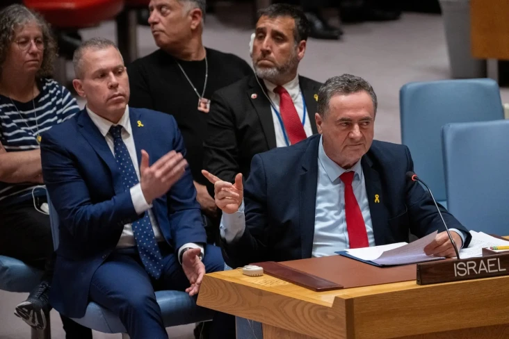 Menlu Israel Pamer Kebodohan...
