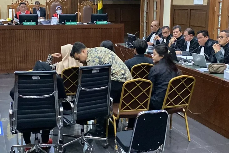 Cucu SYL Sangkal Biaya...