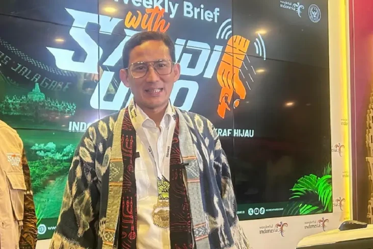 Sandiaga Uno Soroti...