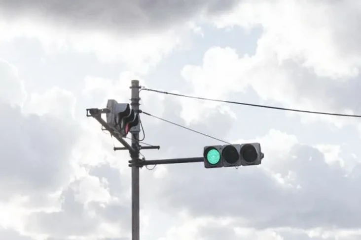Sekali Setahun, Lampu...
