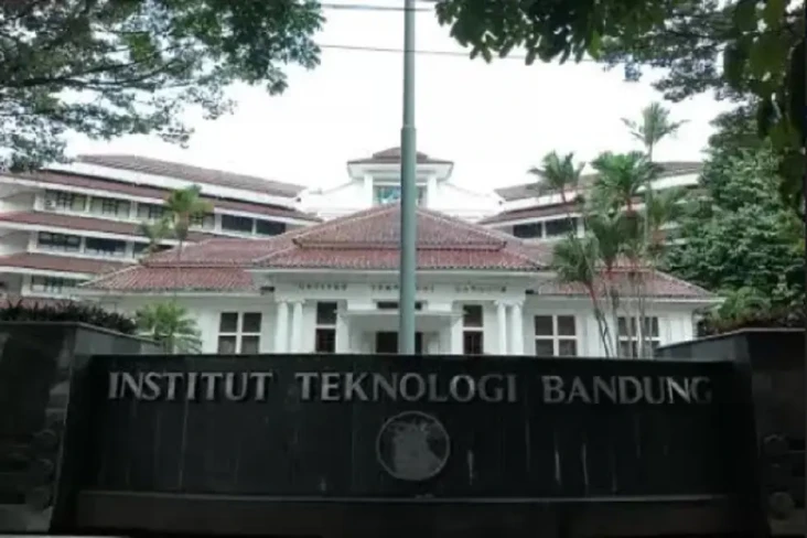 Mahasiswa Bergerak,...