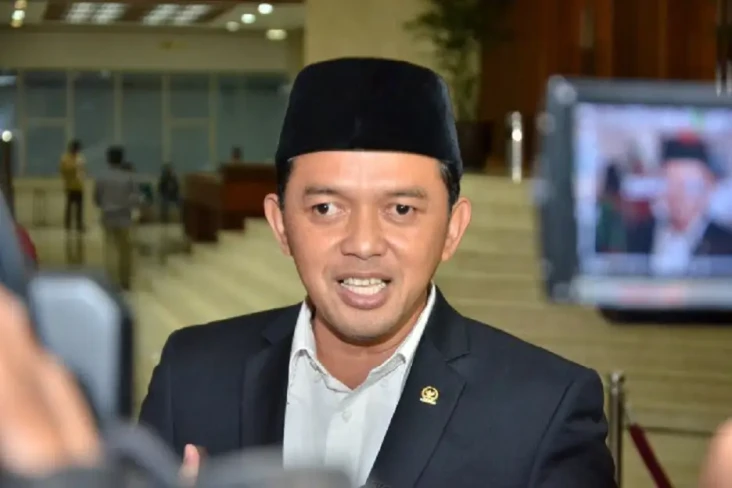 Masa Kerja Tinggal 5...