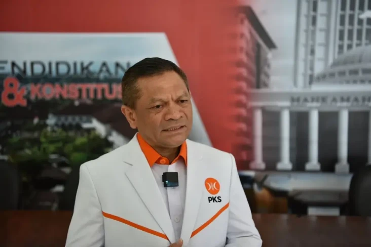 PKS Pertimbangkan Proses...