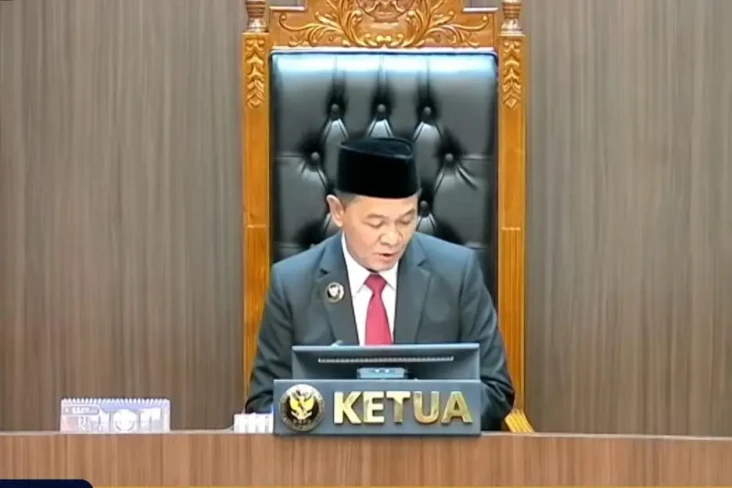 DKPP Copot Ketua KPU...