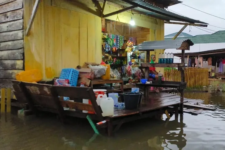 Sepekan Banjir Kepung...