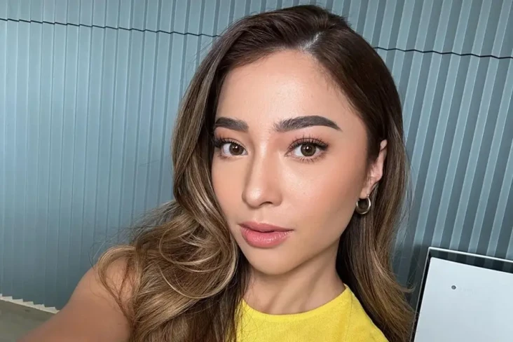 10 Artis Indonesia Berdarah...