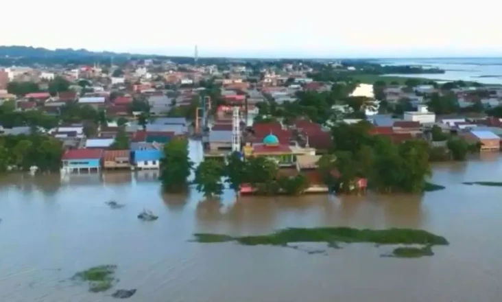 Banjir 3 Pekan di Wajo...