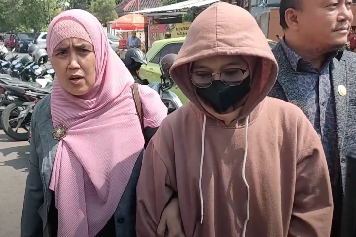 Adik Kandung Pegi Perong...