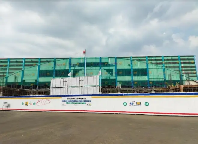 Pengerjaan Stadion Kanjuruhan...