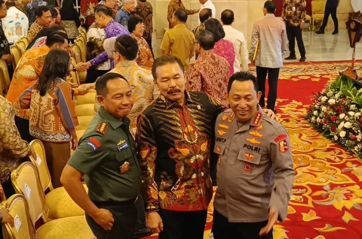 Kekompakan Jaksa Agung...