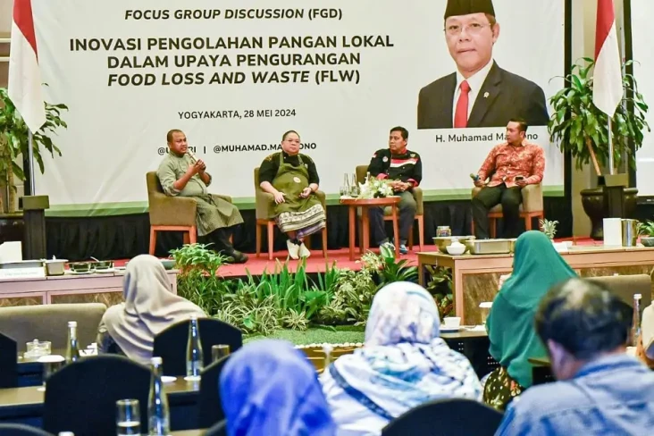 UKP Mardiono Ajak Masyarakat...