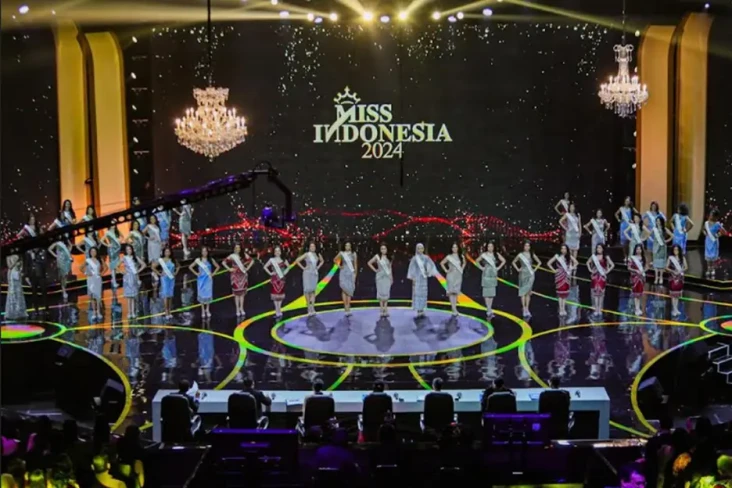 Top 17 Miss Indonesia...