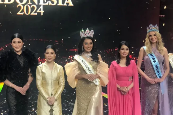 Cantik dan Bertalenta,...