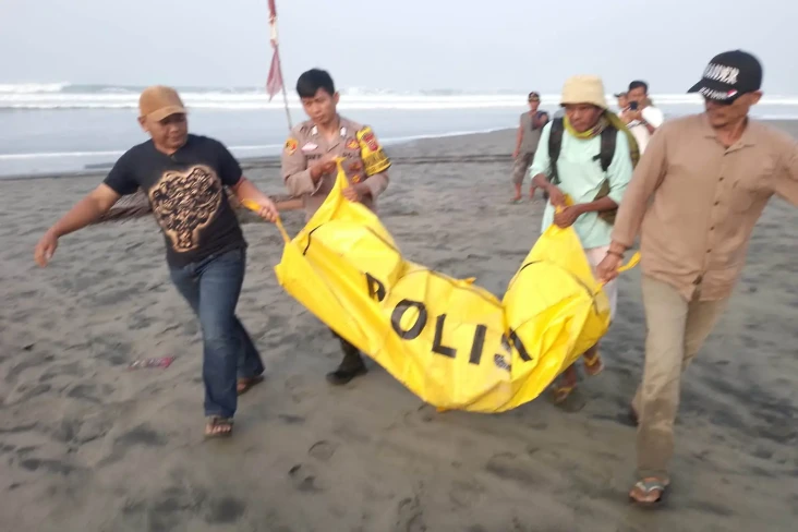 Laka Laut, Nelayan Indramayu...