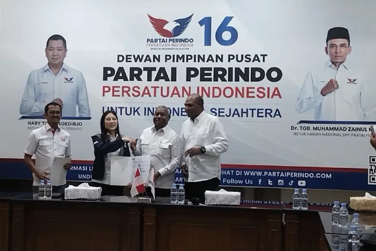 Angela Tanoesoedibjo...