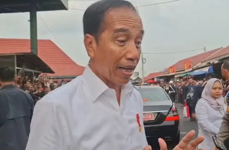 Respons Jokowi soal...