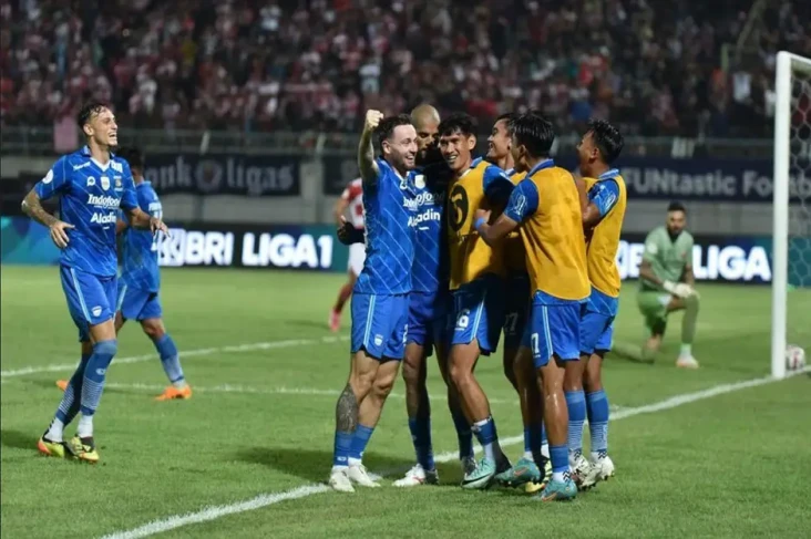 Juara Liga 1 2023/2024,...
