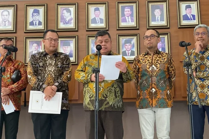 Panitia Seleksi Calon...