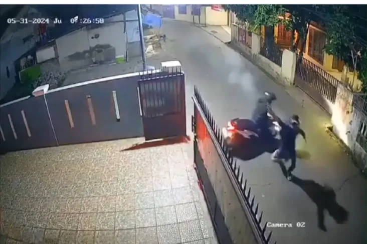 Ketahuan Gasak Motor...