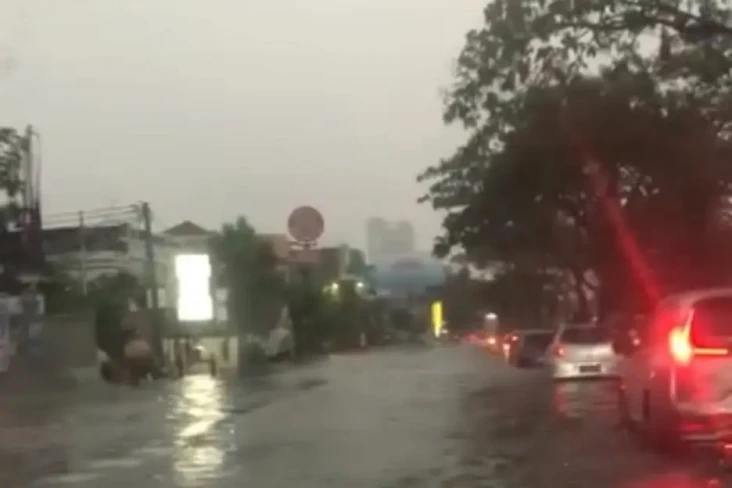 Jalan Margonda Depok...