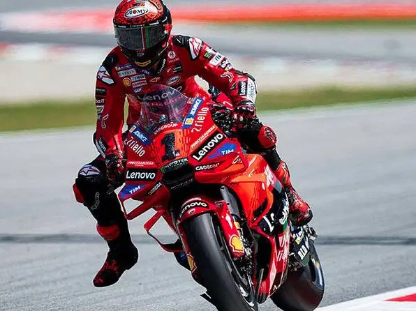 Francesco Bagnaia Juara...