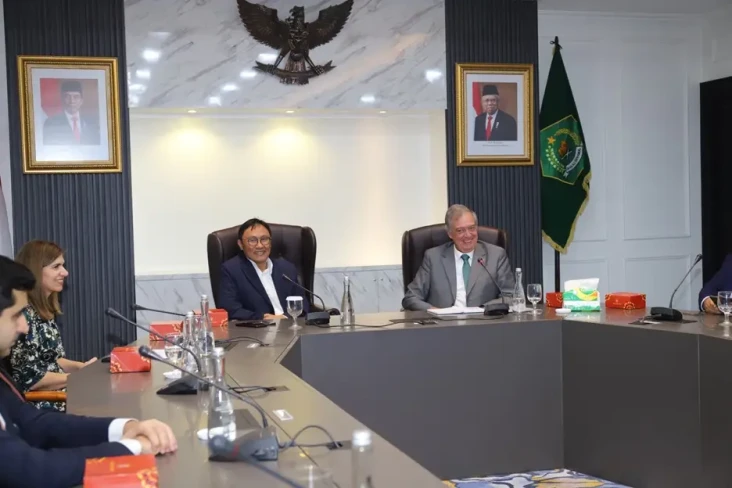 Temui BPJPH Kemenag,...