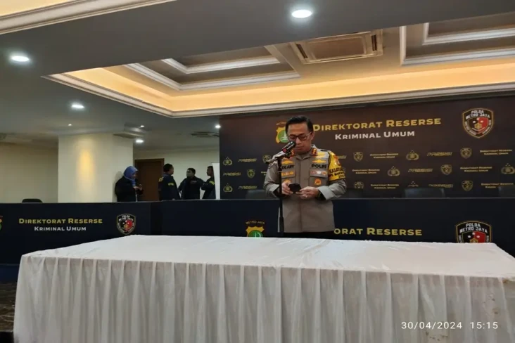 Polisi Buru Pemilik...