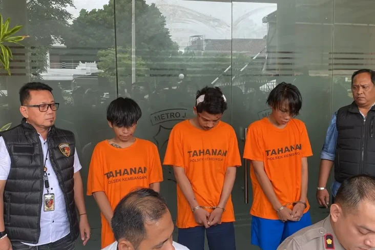 Penampakan 3 Tersangka...