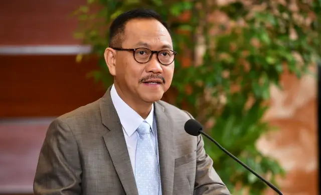 Mundur dari Kepala IKN,...